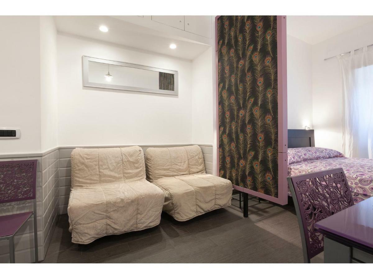 My Purple Apartment In The Center Of Rom Exterior foto